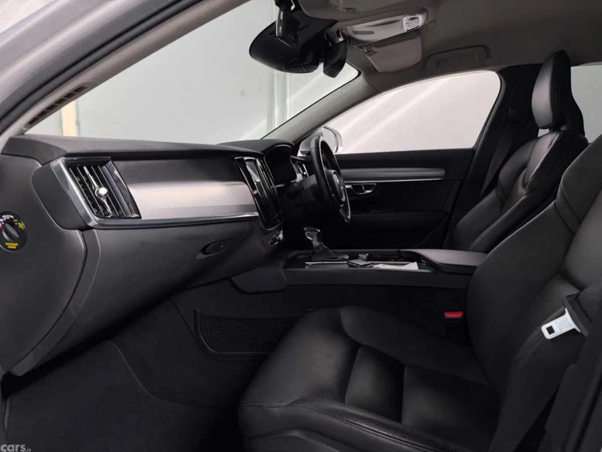 Volvo V90 Estate, Diesel, 2019, Silver