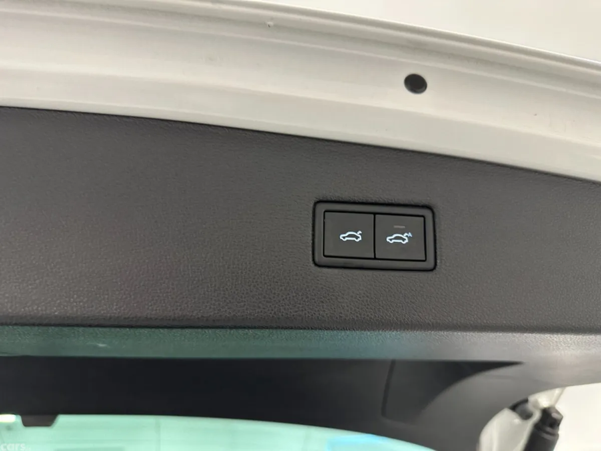Volkswagen Tiguan SUV, Diesel, 2019, White