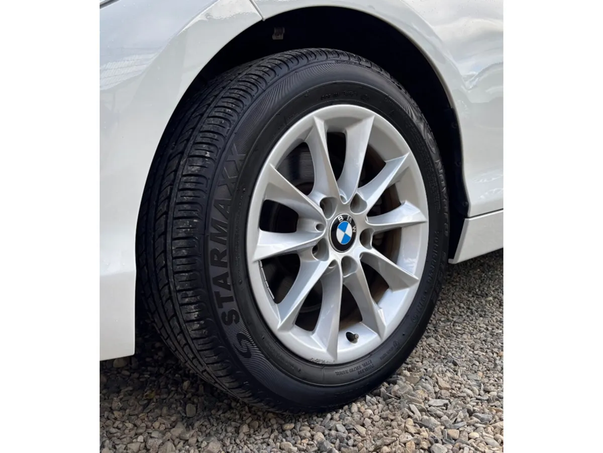 BMW 1-Series Hatchback, Diesel, 2017, White