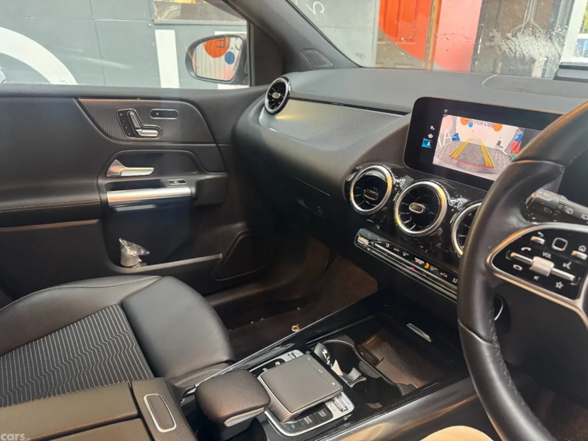 Mercedes-Benz B-Class Hatchback, Petrol, 2019, Grey
