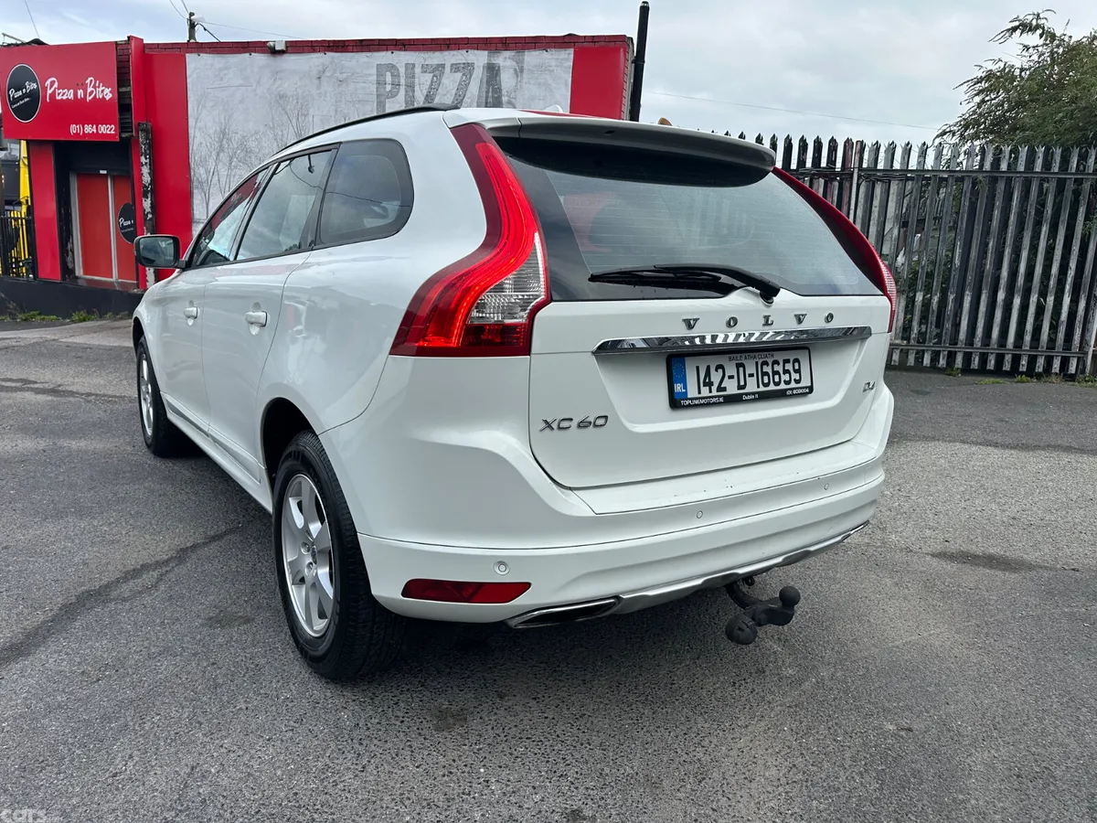 Volvo XC60 SUV, Diesel, 2014, White