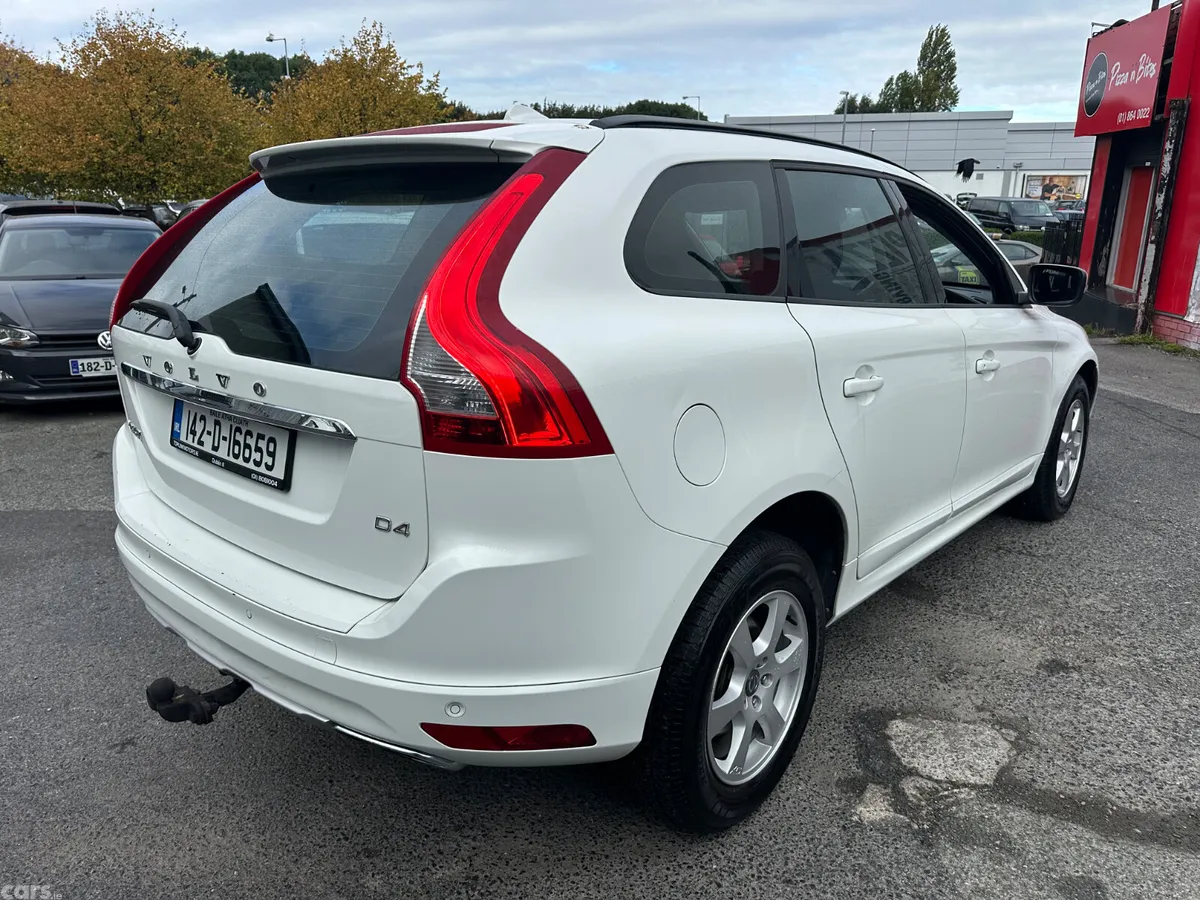 Volvo XC60 SUV, Diesel, 2014, White