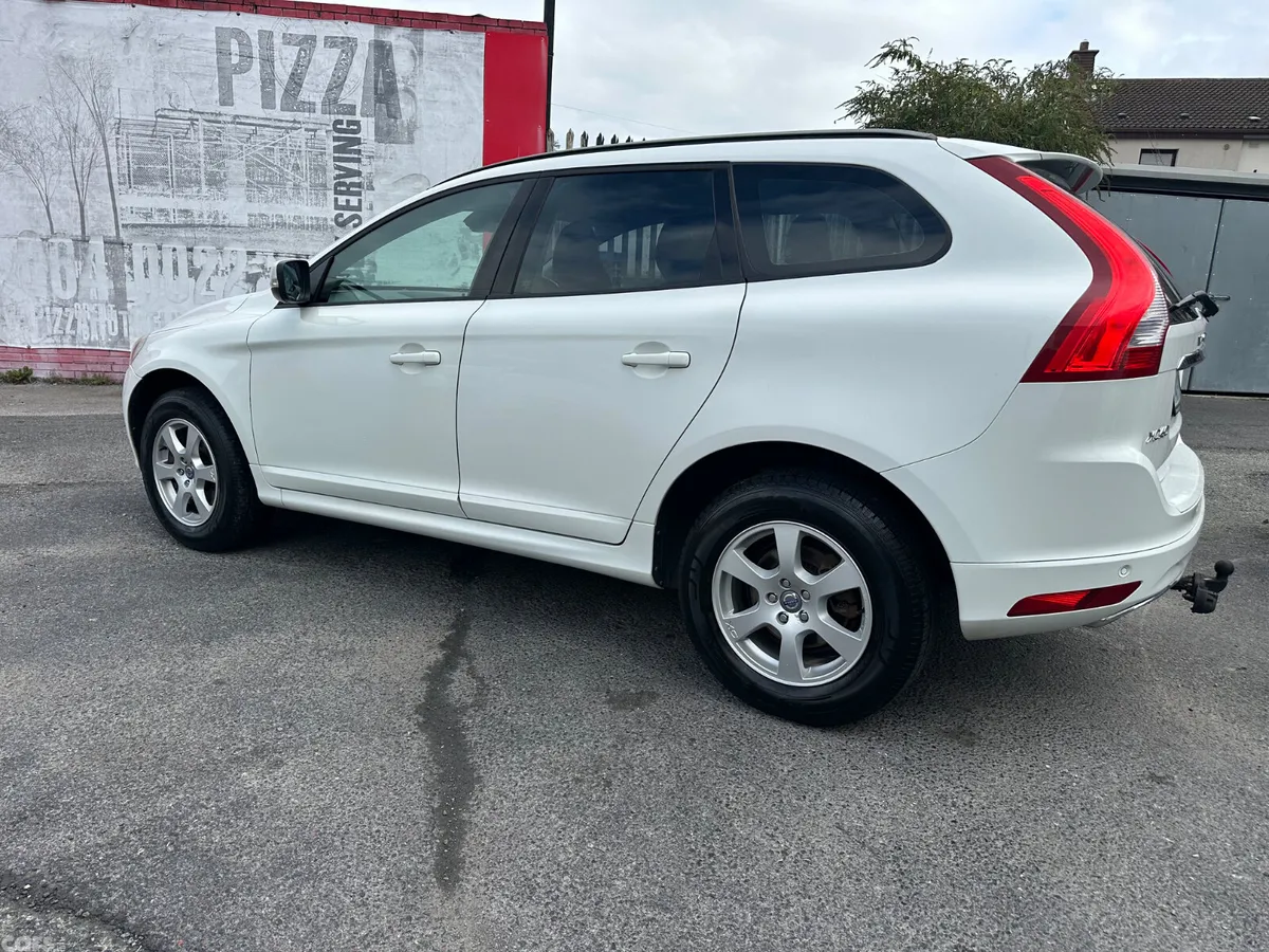 Volvo XC60 SUV, Diesel, 2014, White
