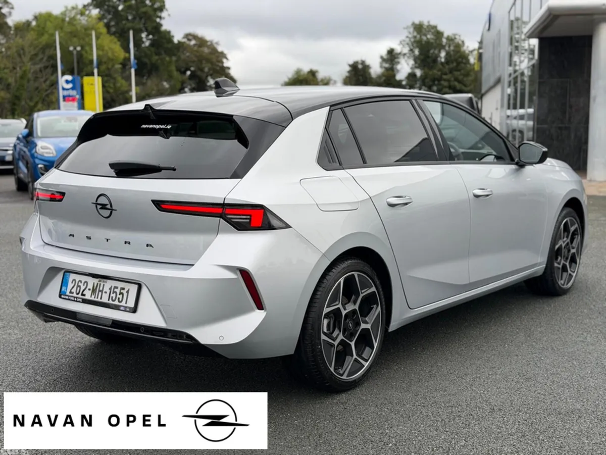 Opel Astra Hatchback, Diesel, 2026, Silver