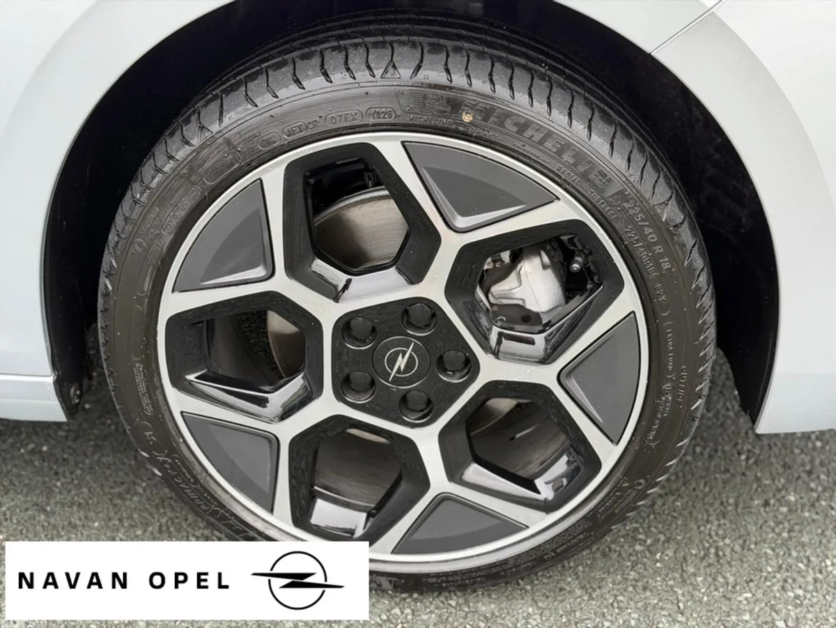 Opel Astra Hatchback, Diesel, 2026, Silver
