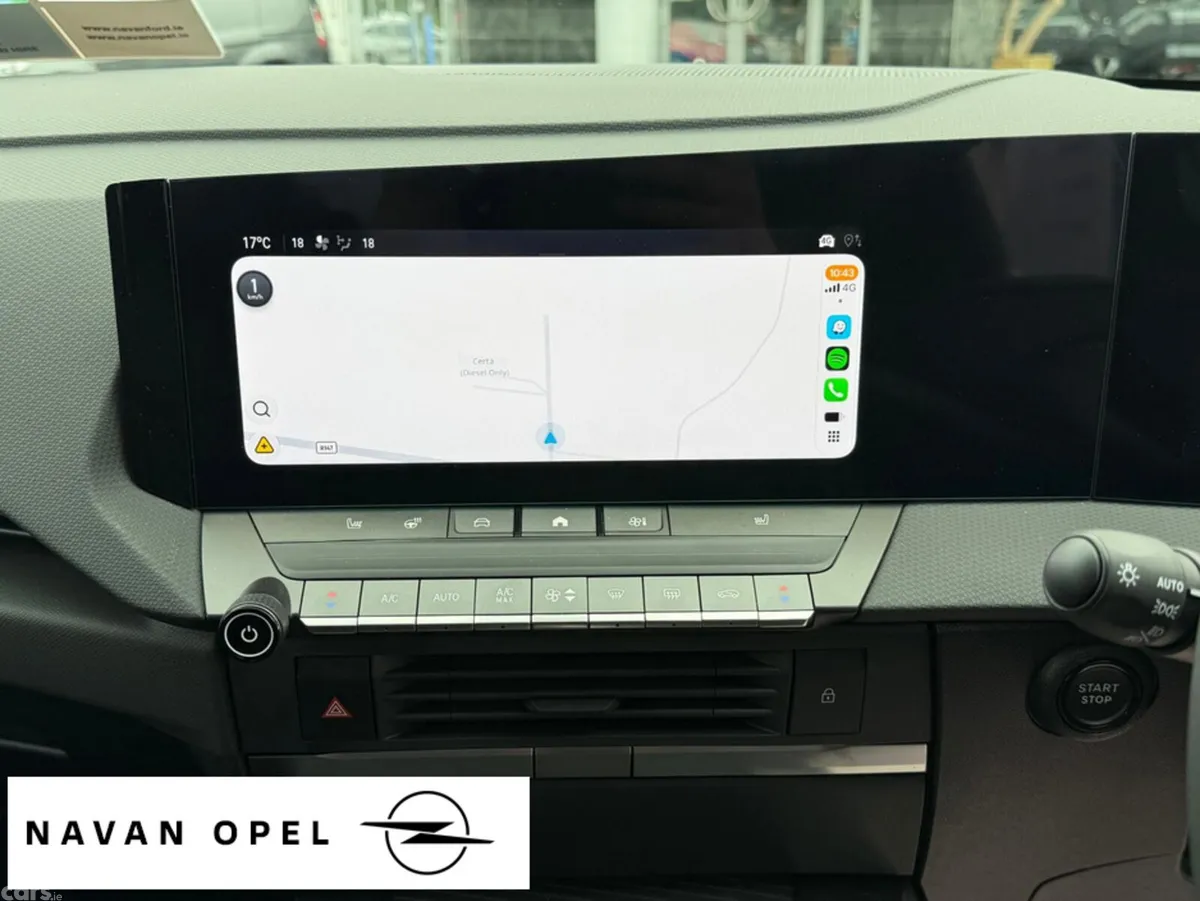 Opel Astra Hatchback, Diesel, 2026, Silver