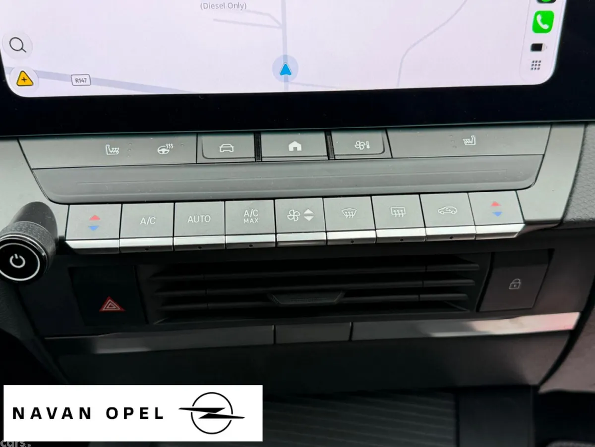 Opel Astra Hatchback, Diesel, 2026, Silver