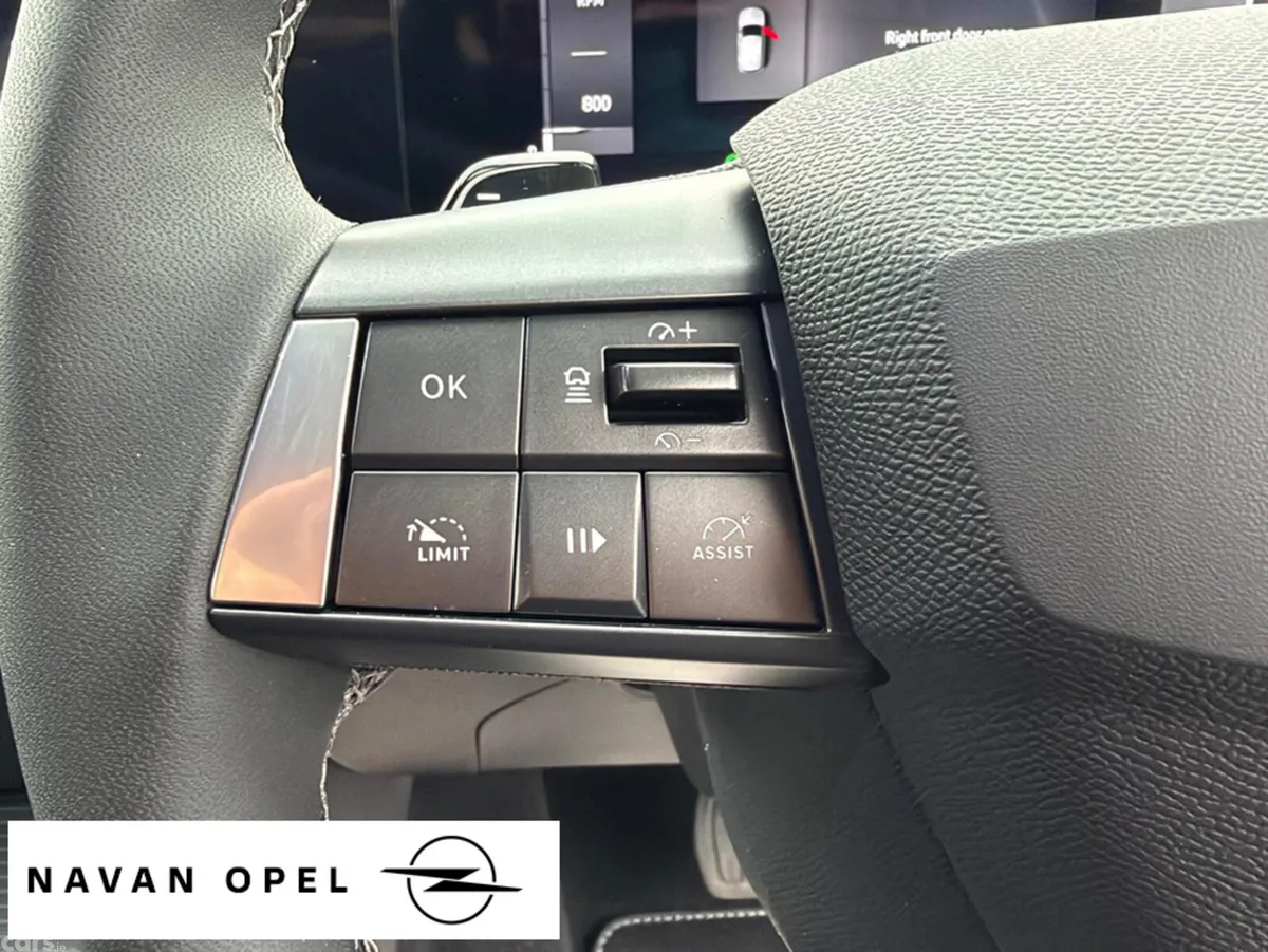Opel Astra Hatchback, Diesel, 2026, Silver