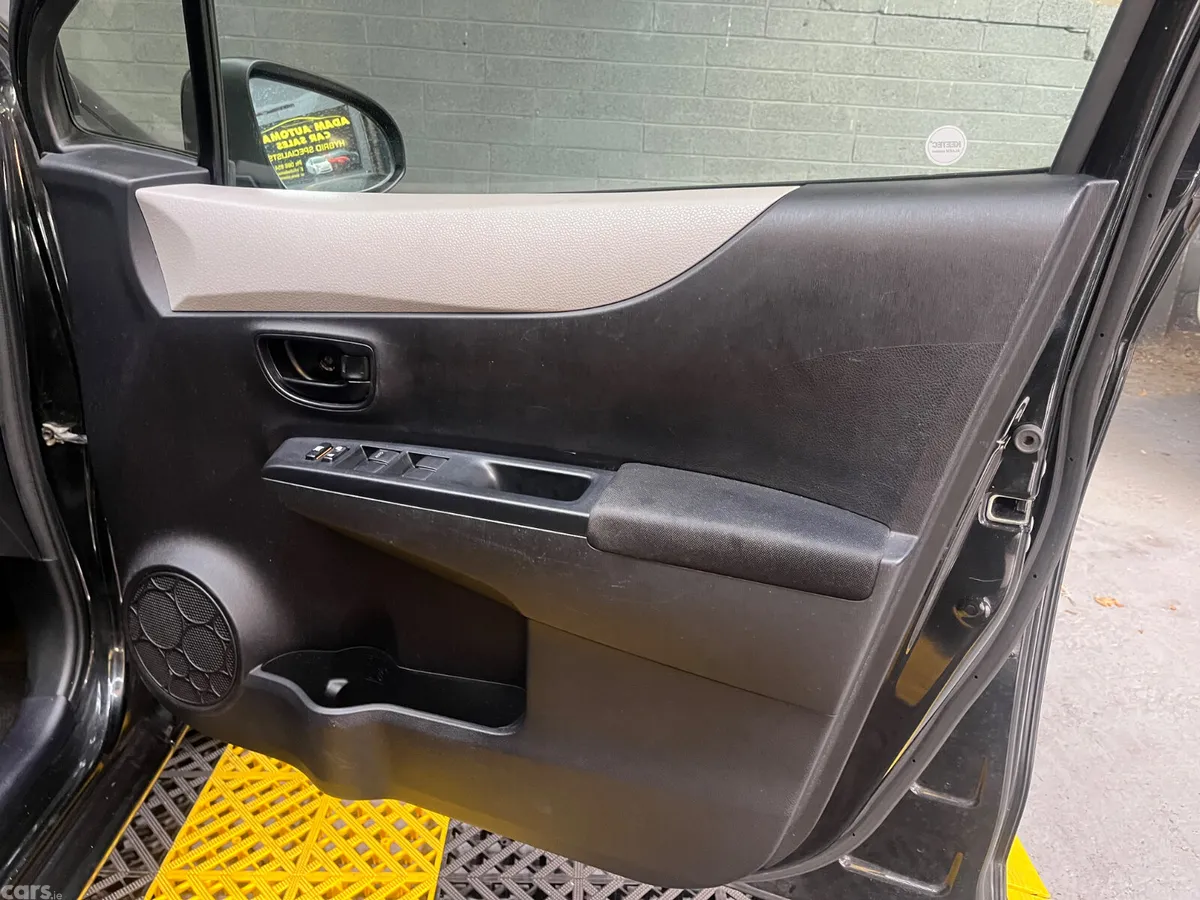 Toyota Vitz Hatchback, Petrol, 2012, Black