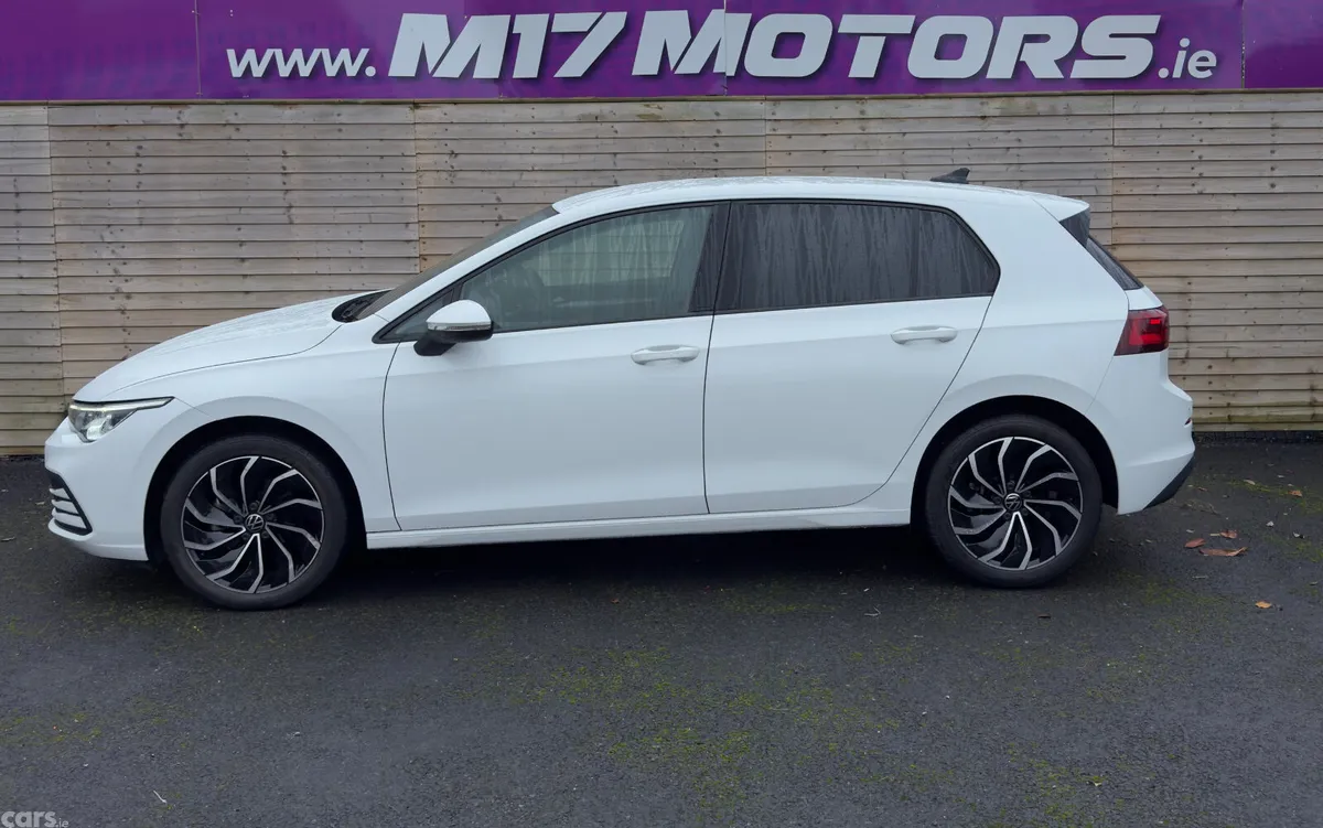 Volkswagen Golf Hatchback, Diesel, 2023, White