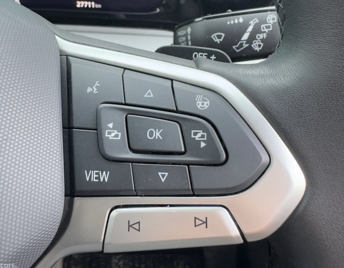Volkswagen Golf Hatchback, Diesel, 2023, White