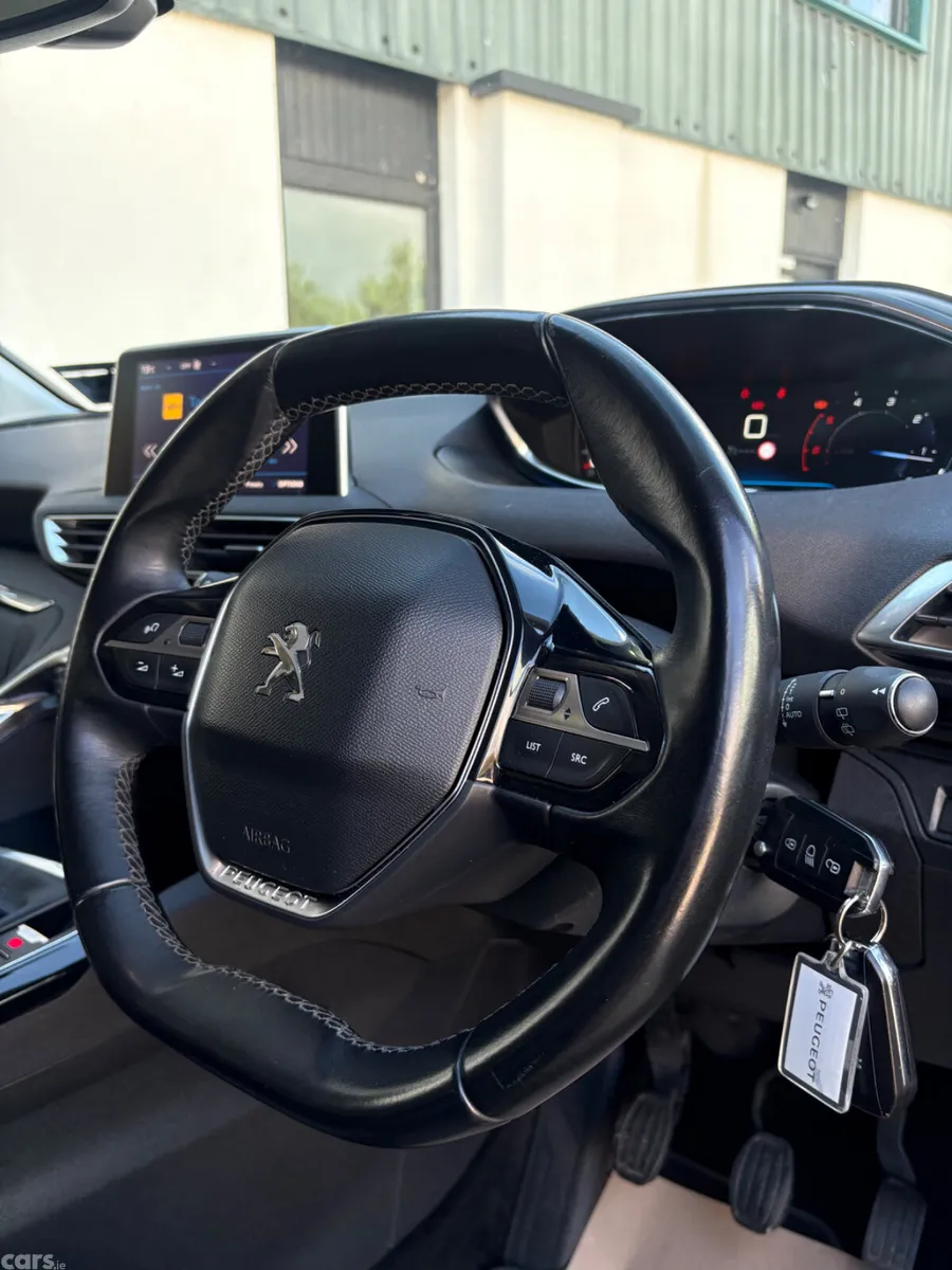 Peugeot 3008 SUV, Diesel, 2017, Brown