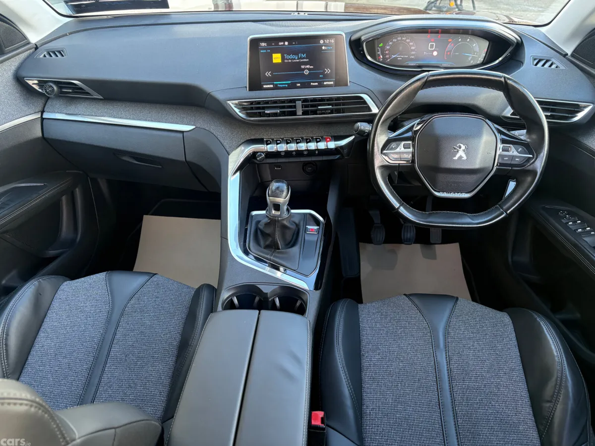 Peugeot 3008 SUV, Diesel, 2017, Brown