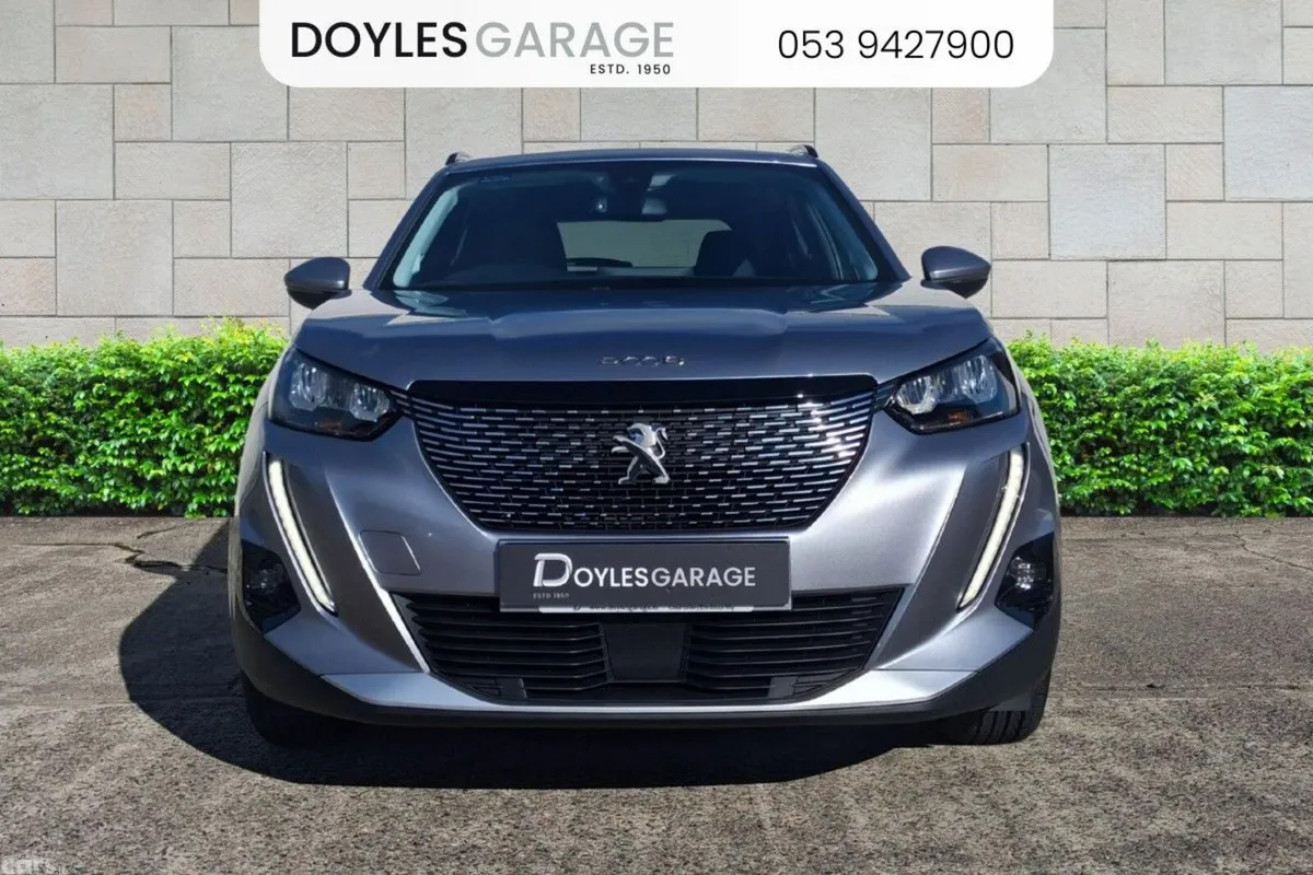 Peugeot 2008 SUV, Diesel, 2021, Grey