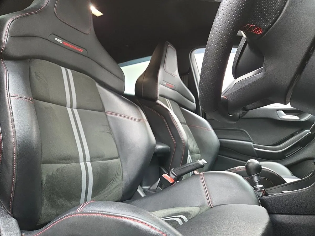 Ford Fiesta Hatchback, Petrol, 2023, Black