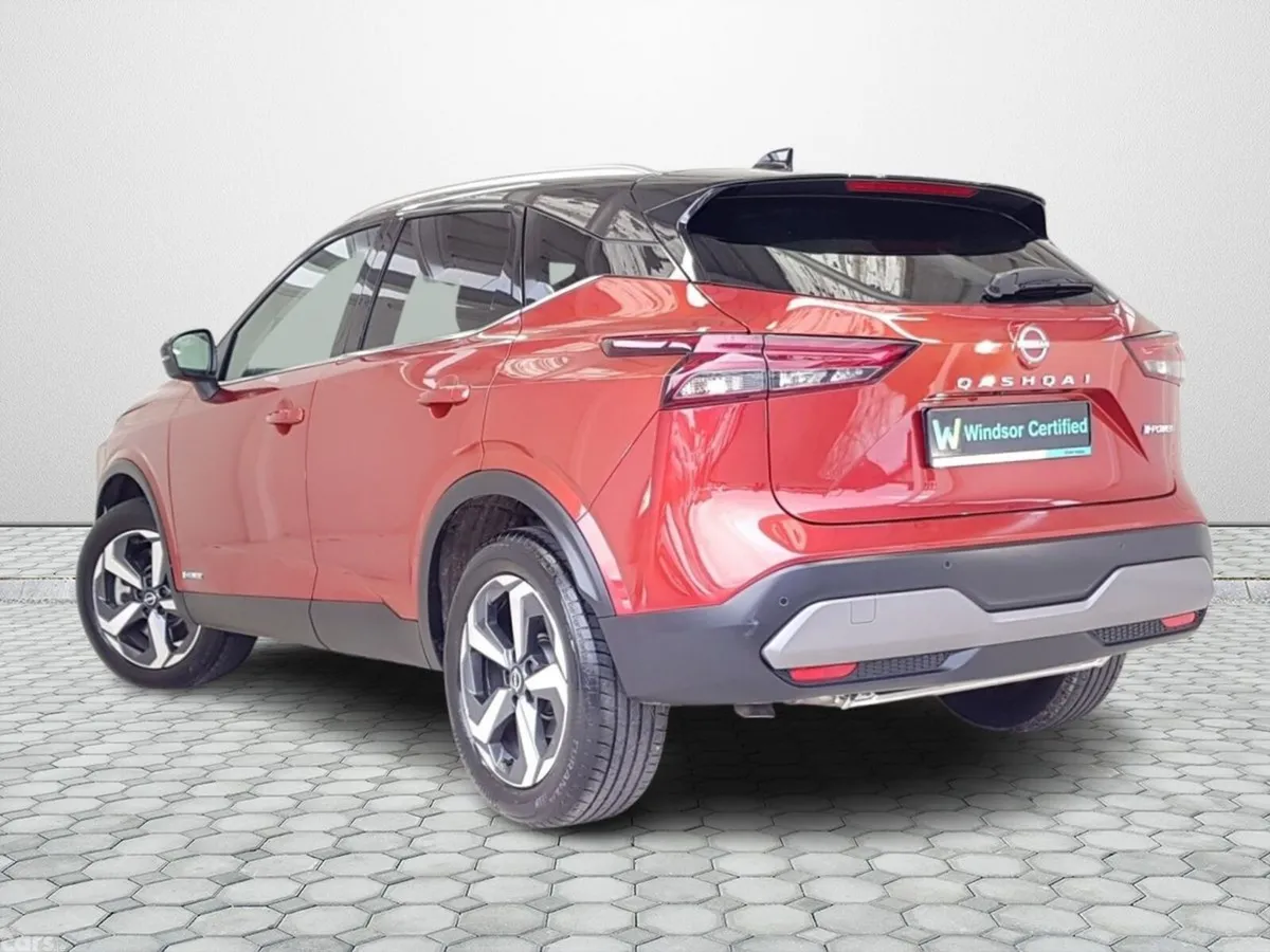 Nissan Qashqai SUV, Petrol, 2023, Red
