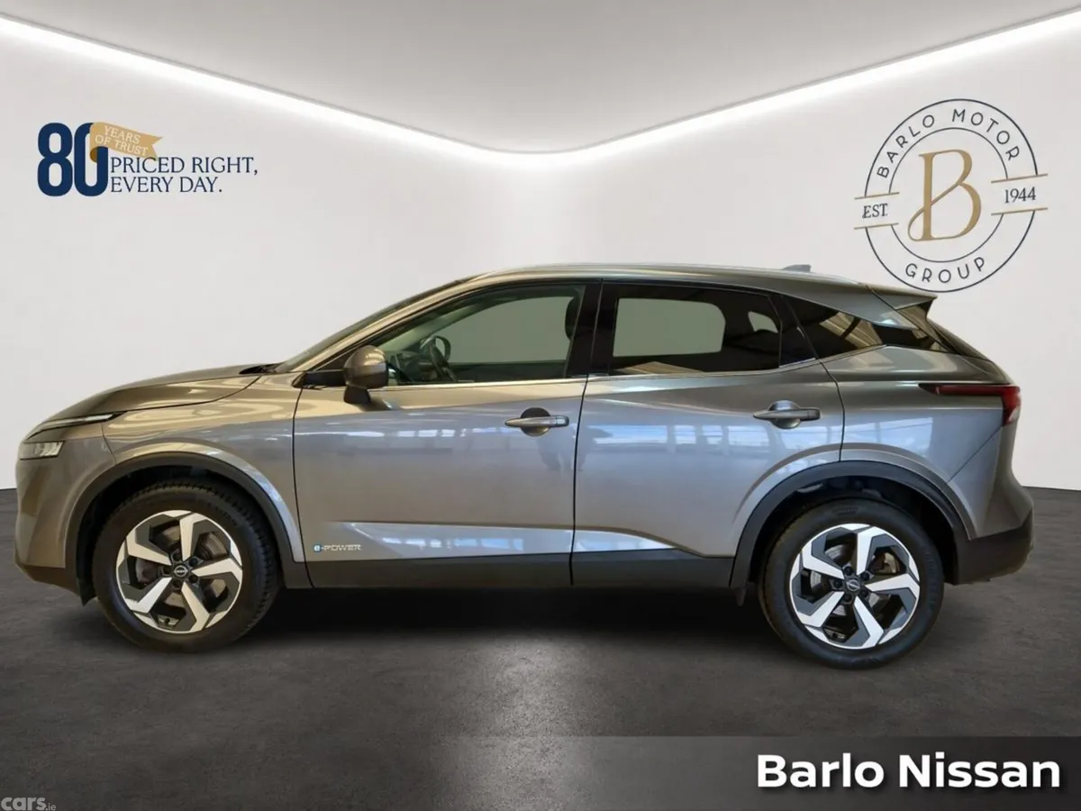 Nissan Qashqai MPV, Petrol, 2024, Grey