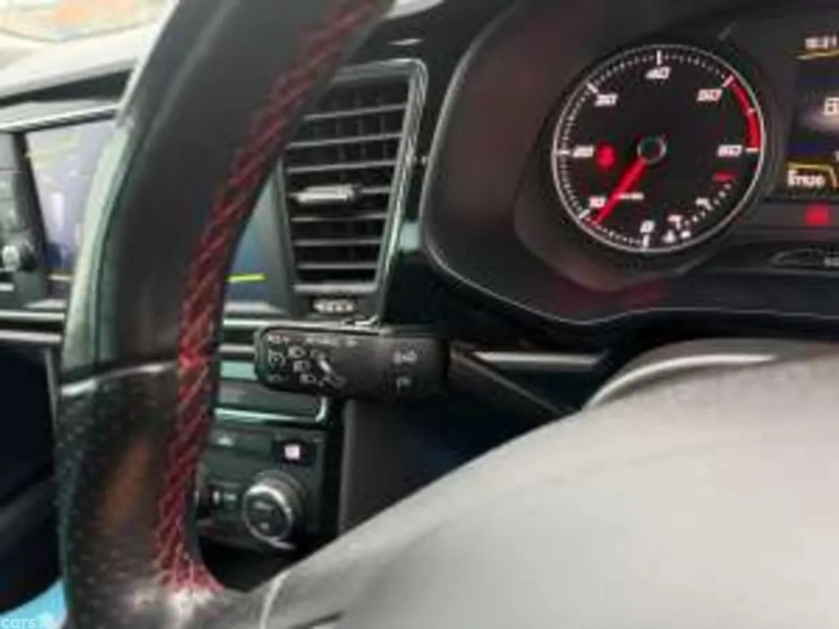 SEAT Leon Hatchback, Diesel, 2018, Blue