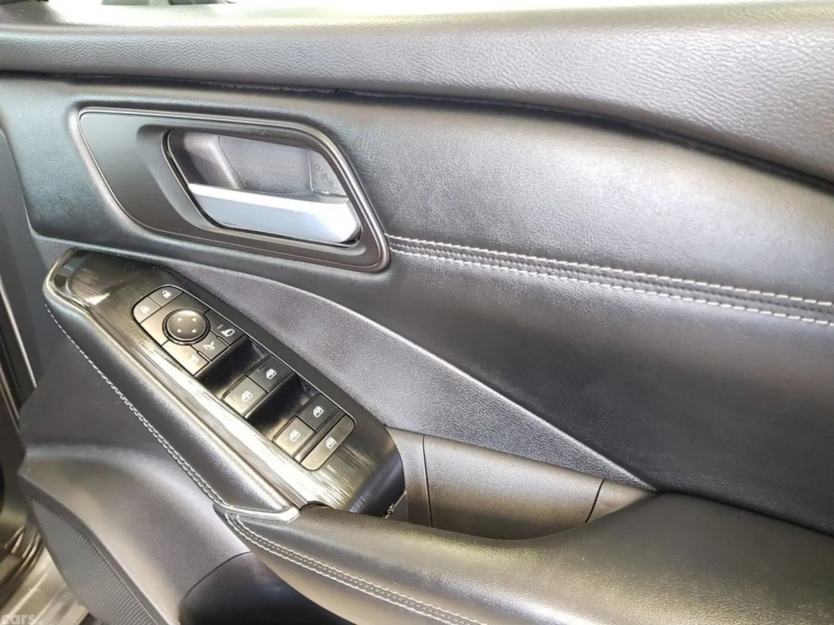Nissan Qashqai SUV, Petrol, 2021, Grey