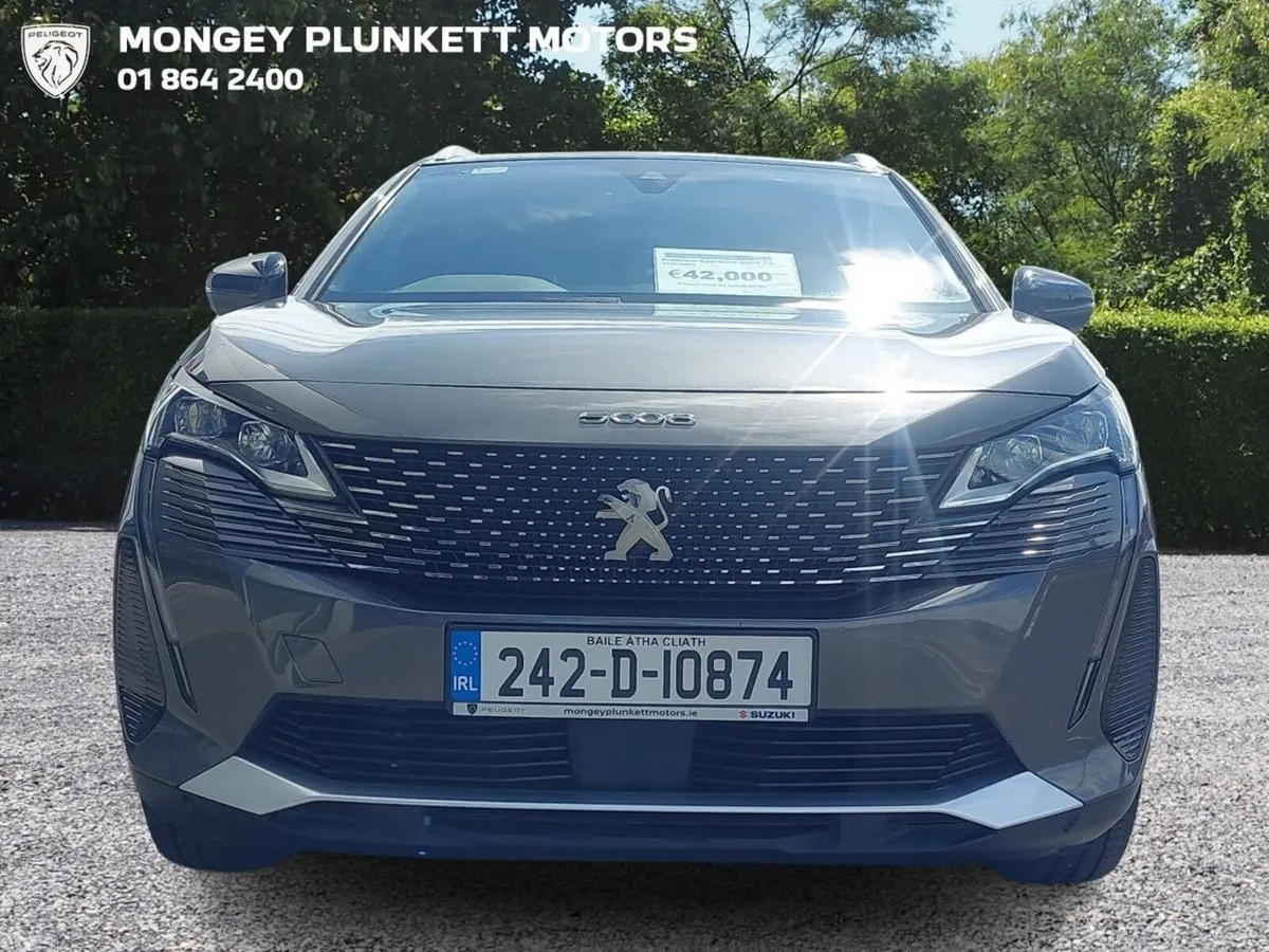 Peugeot 5008 MPV, Petrol Hybrid, 2024, Grey