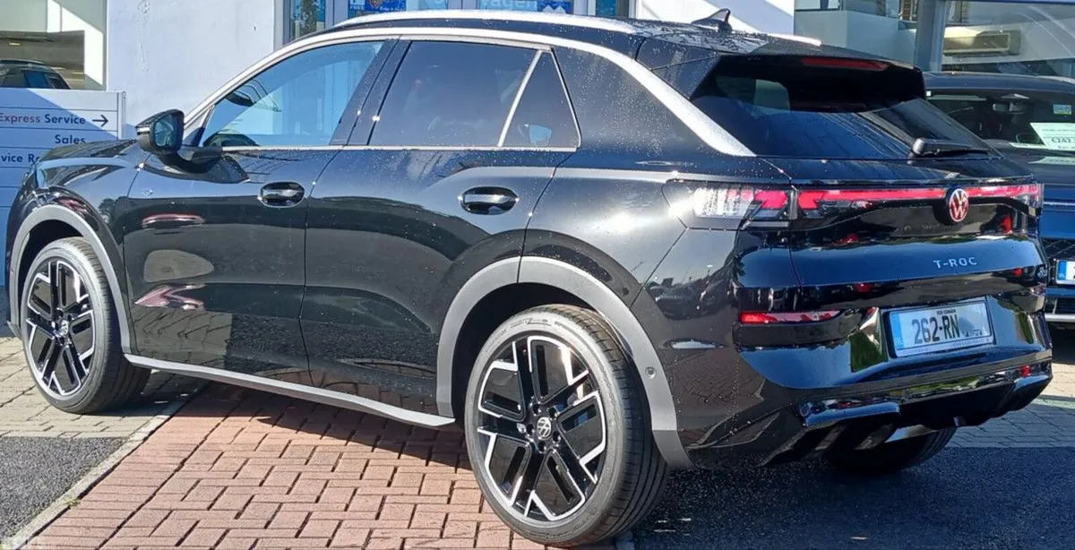 Volkswagen T-Roc Estate, Petrol, 2026, Black