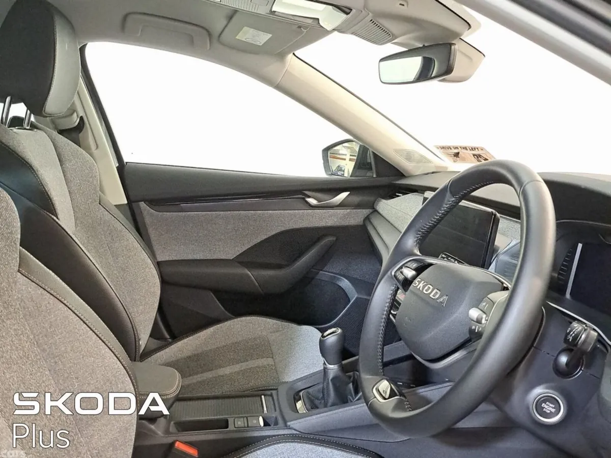 Skoda Octavia Estate, Diesel, 2026, Black