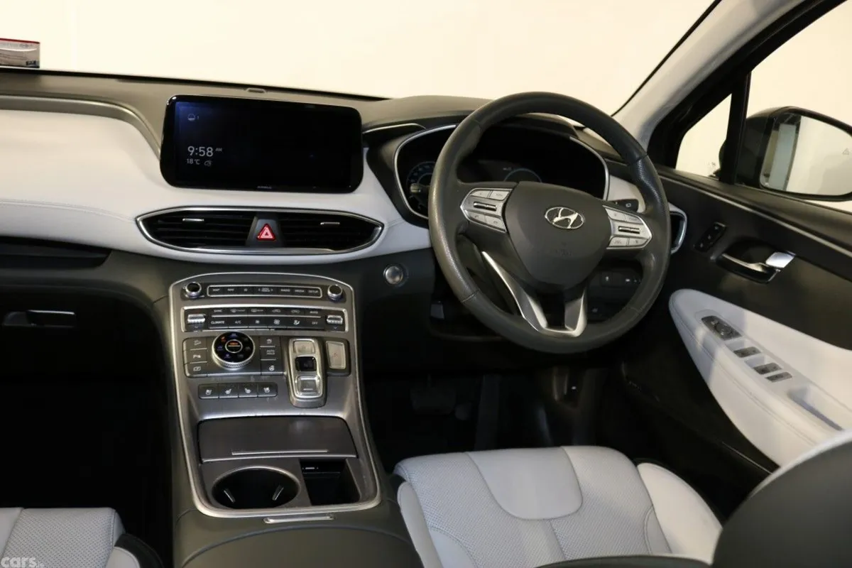 Hyundai Santa Fe SUV, Diesel, 2021, Green