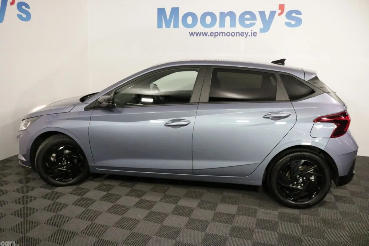 Hyundai i20 Hatchback, Petrol, 2026, Blue