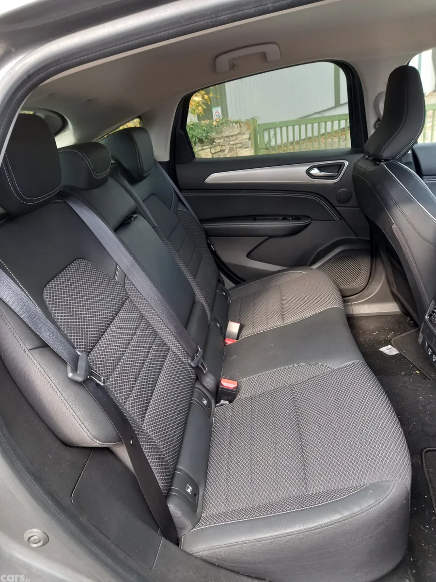 Renault Arkana Hatchback, Petrol, 2021, Grey