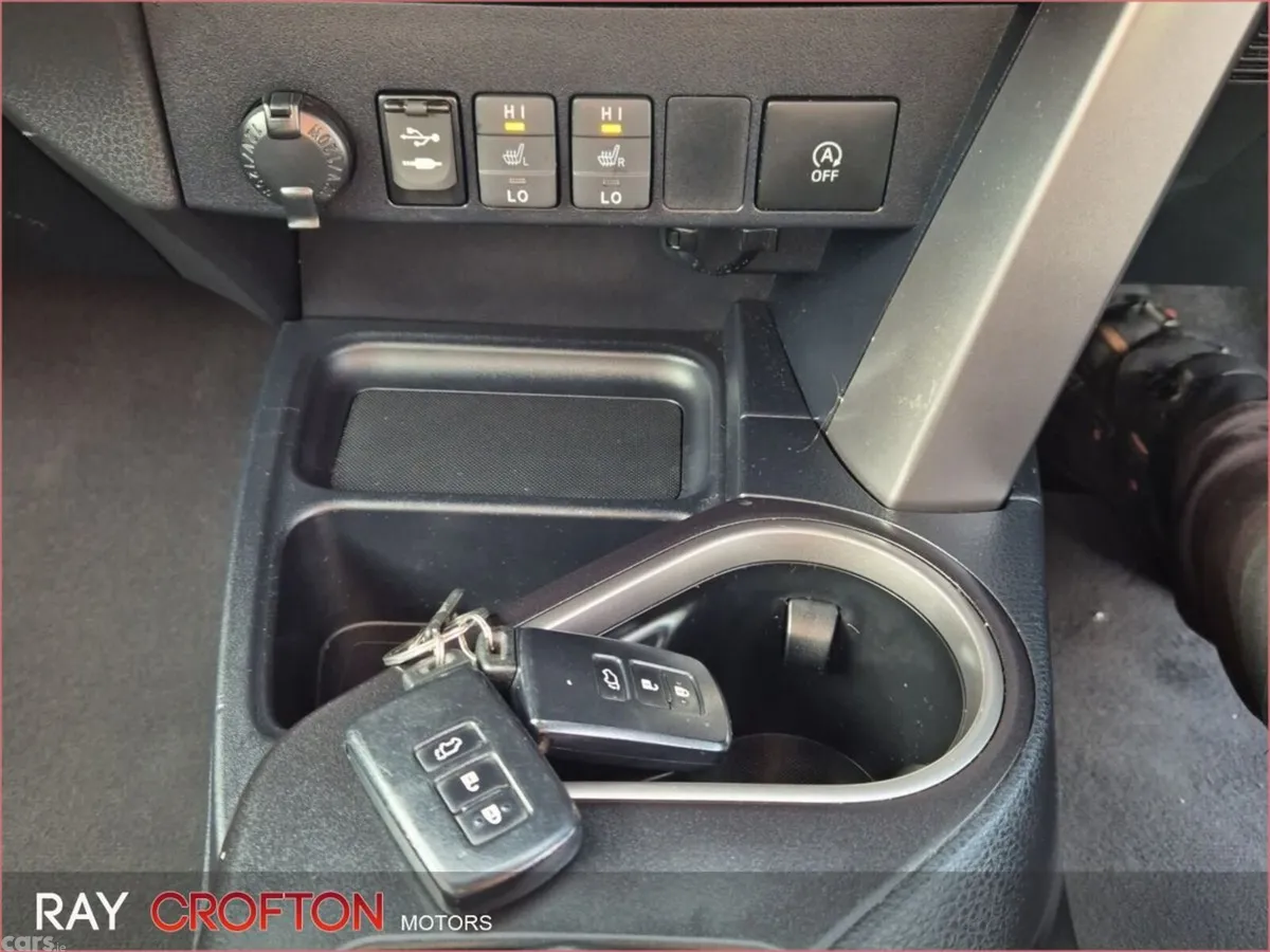Toyota RAV4 SUV, Diesel, 2016, Red