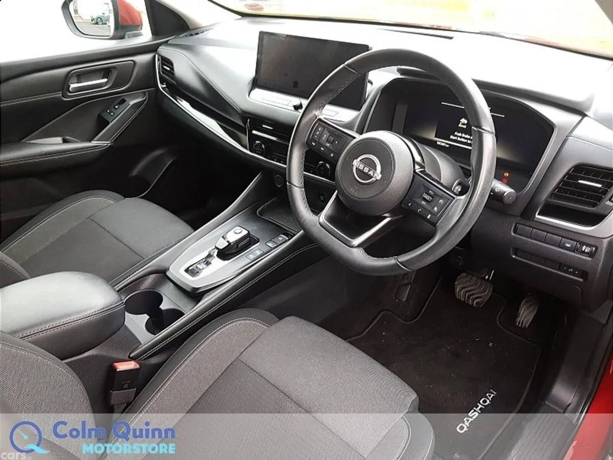 Nissan Qashqai MPV, Petrol Hybrid, 2023, Red