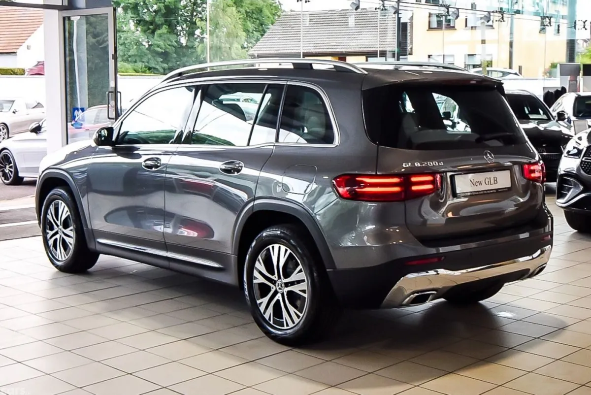 Mercedes-Benz GLB SUV, Diesel, 2024, Grey