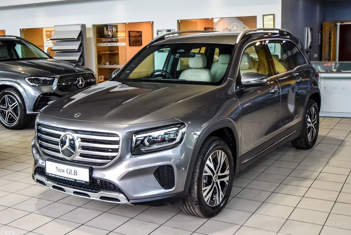 Mercedes-Benz GLB SUV, Diesel, 2024, Grey