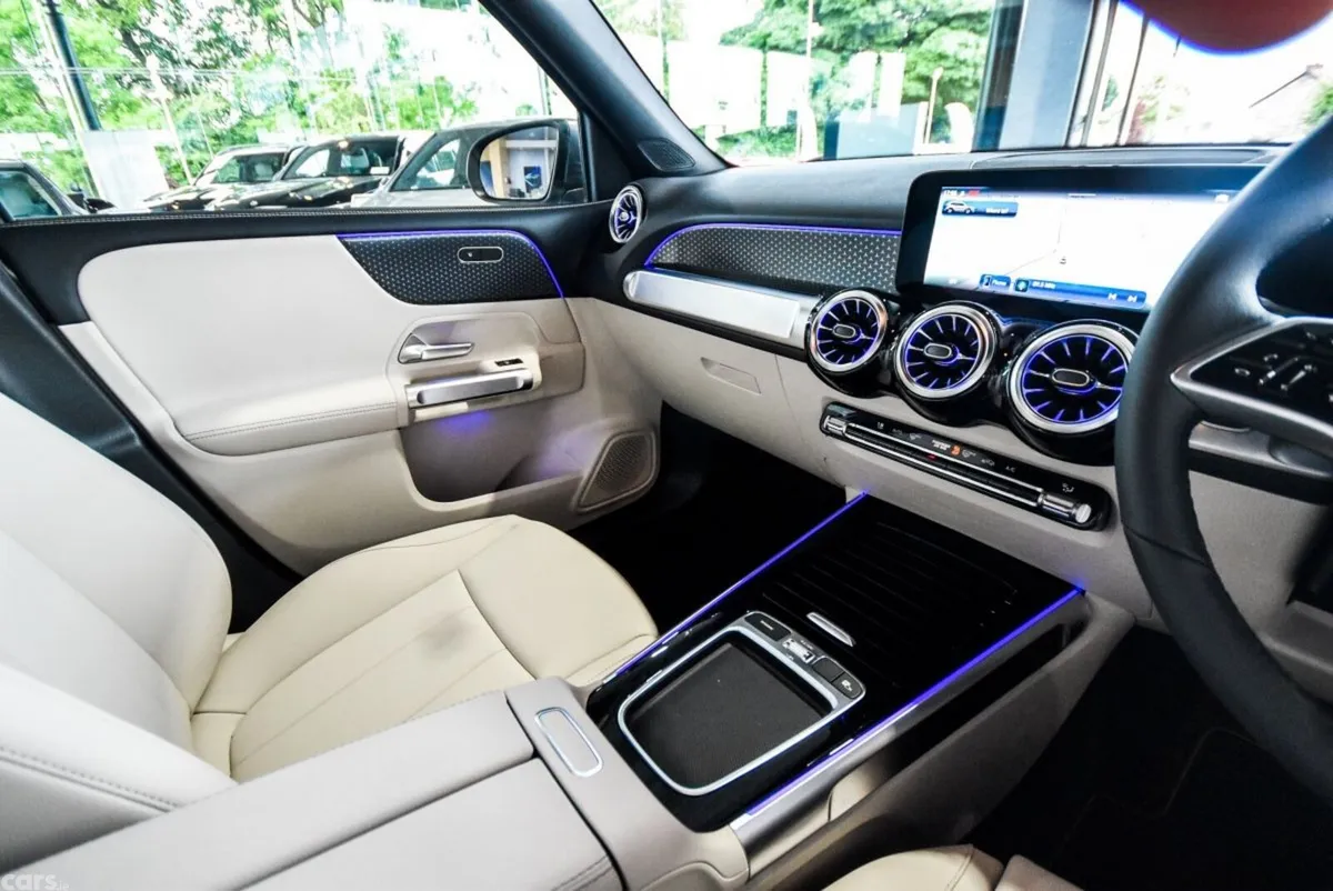 Mercedes-Benz GLB SUV, Diesel, 2024, Grey