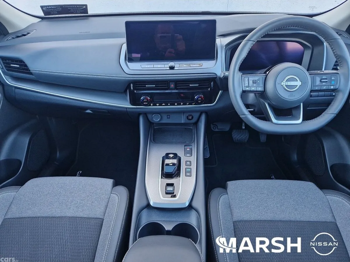 Nissan Qashqai MPV, Petrol Hybrid, 2026, White