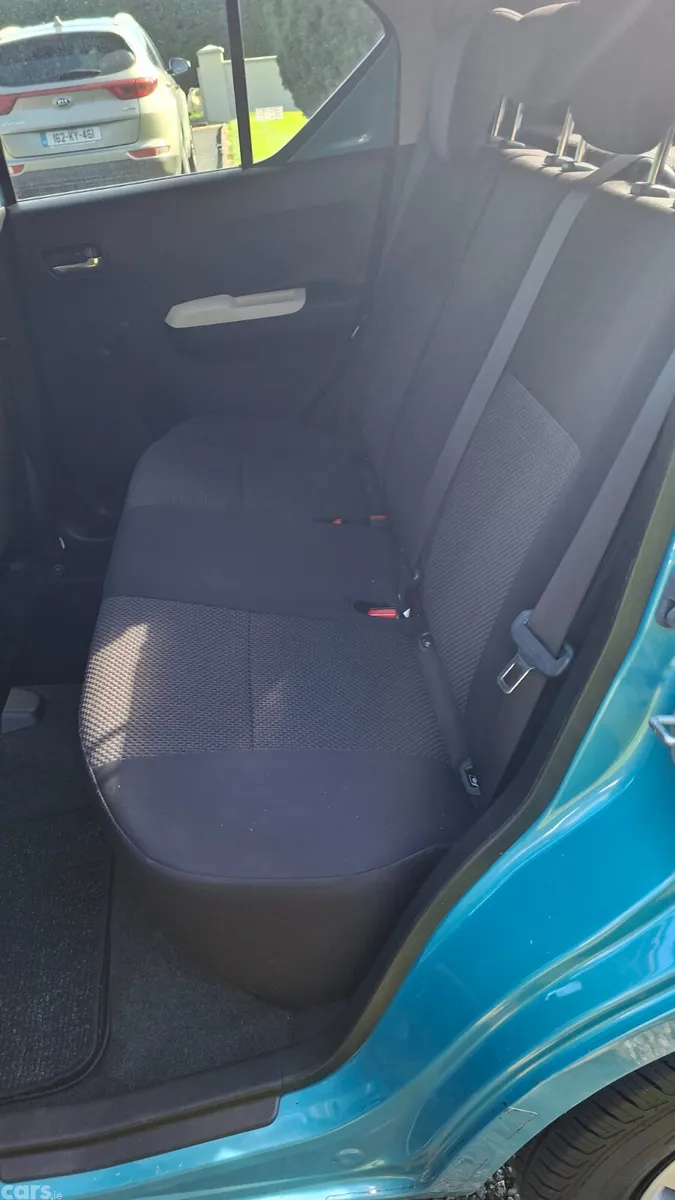 Suzuki Ignis Hatchback, Petrol, 2017, Blue