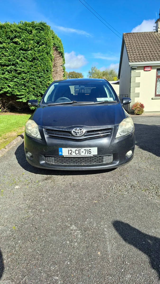 Toyota Auris Hatchback, Diesel, 2012, Black