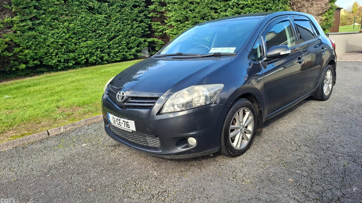 Toyota Auris Hatchback, Diesel, 2012, Black