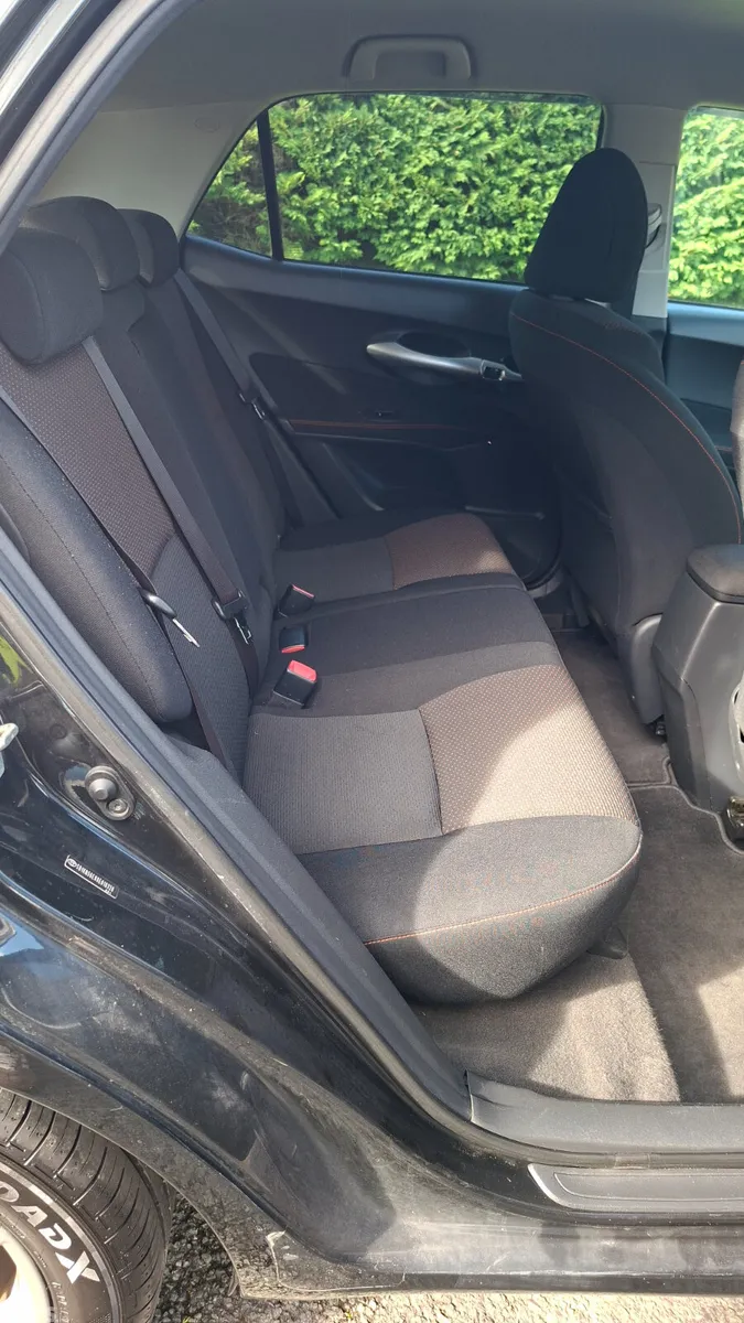 Toyota Auris Hatchback, Diesel, 2012, Black
