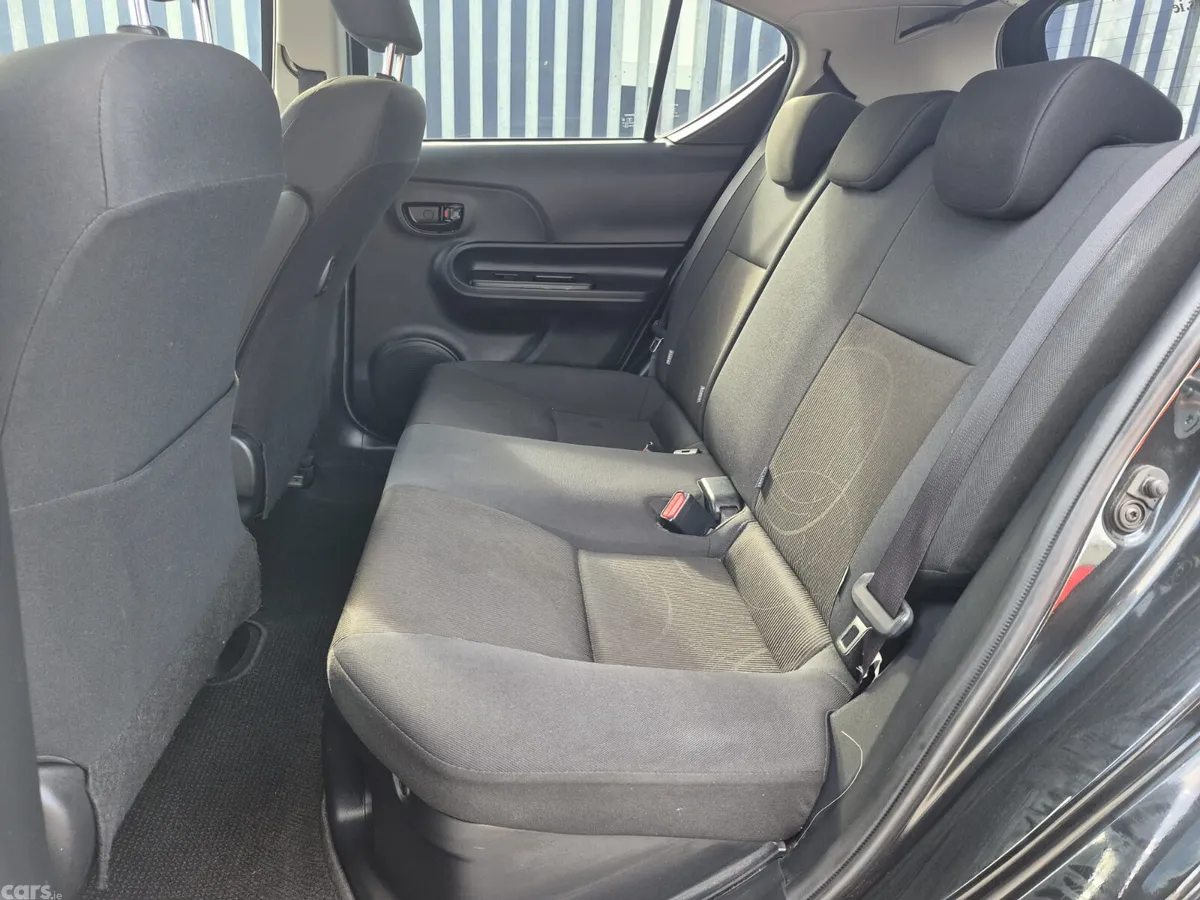 Toyota Aqua Hatchback, Petrol Hybrid, 2016, Black