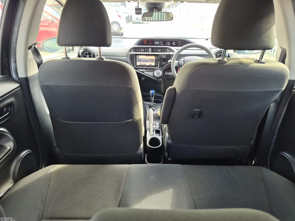 Toyota Aqua Hatchback, Petrol Hybrid, 2016, Black