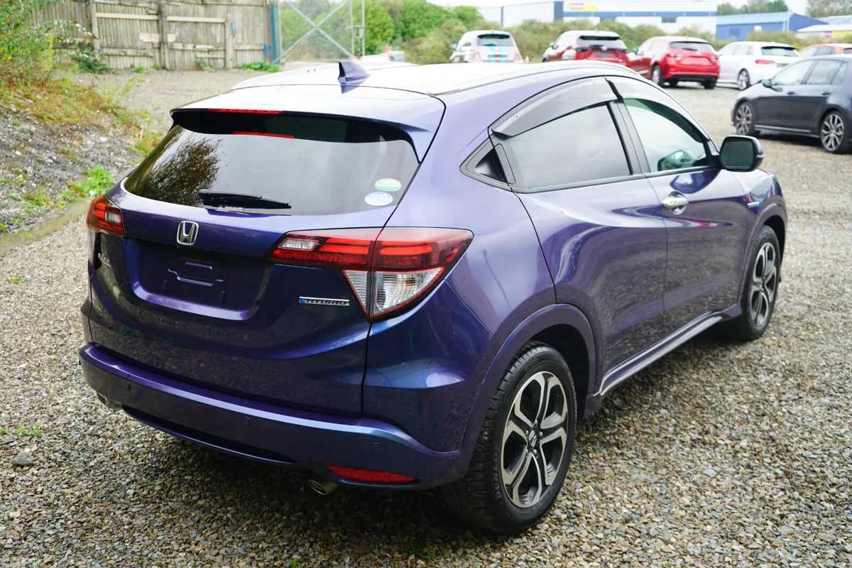 Honda Vezel SUV, Petrol Hybrid, 2016, Blue