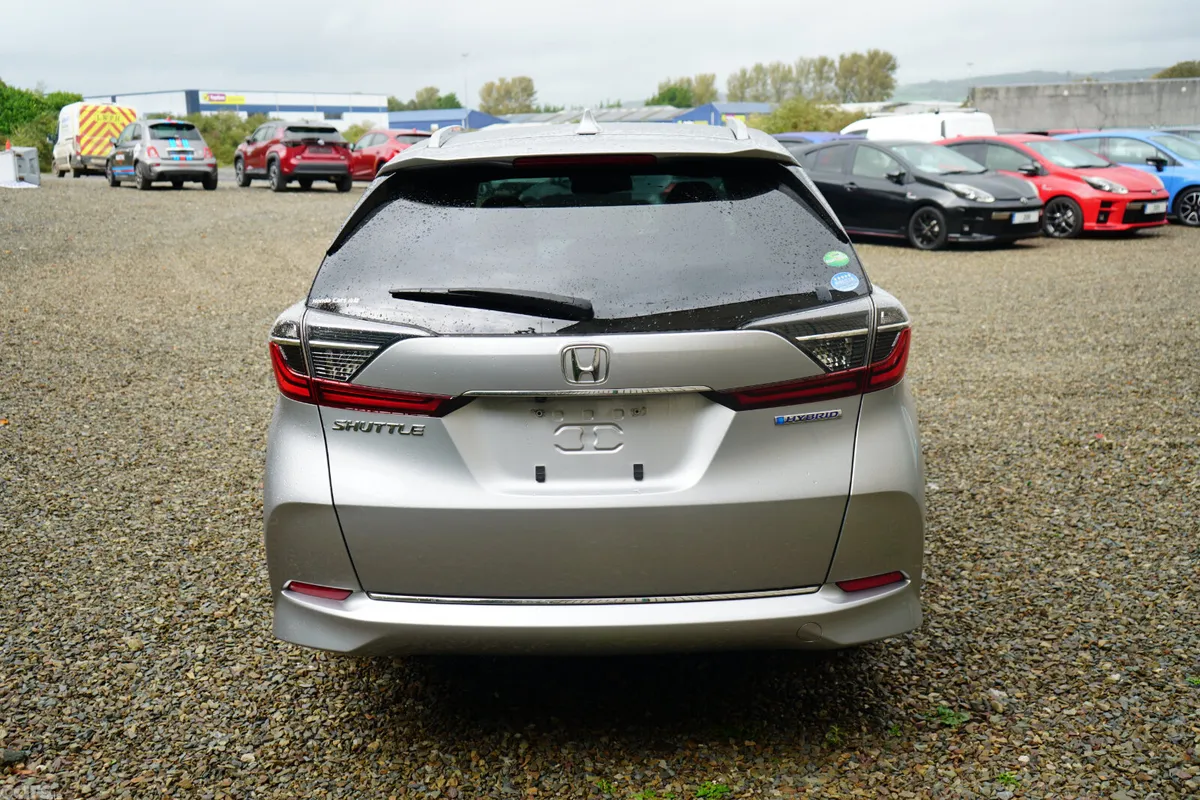 Honda Shuttle Estate, Petrol Hybrid, 2019, Silver
