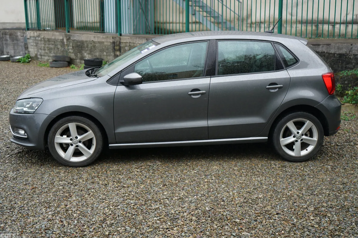 Volkswagen Polo Hatchback, Petrol, 2017, Grey
