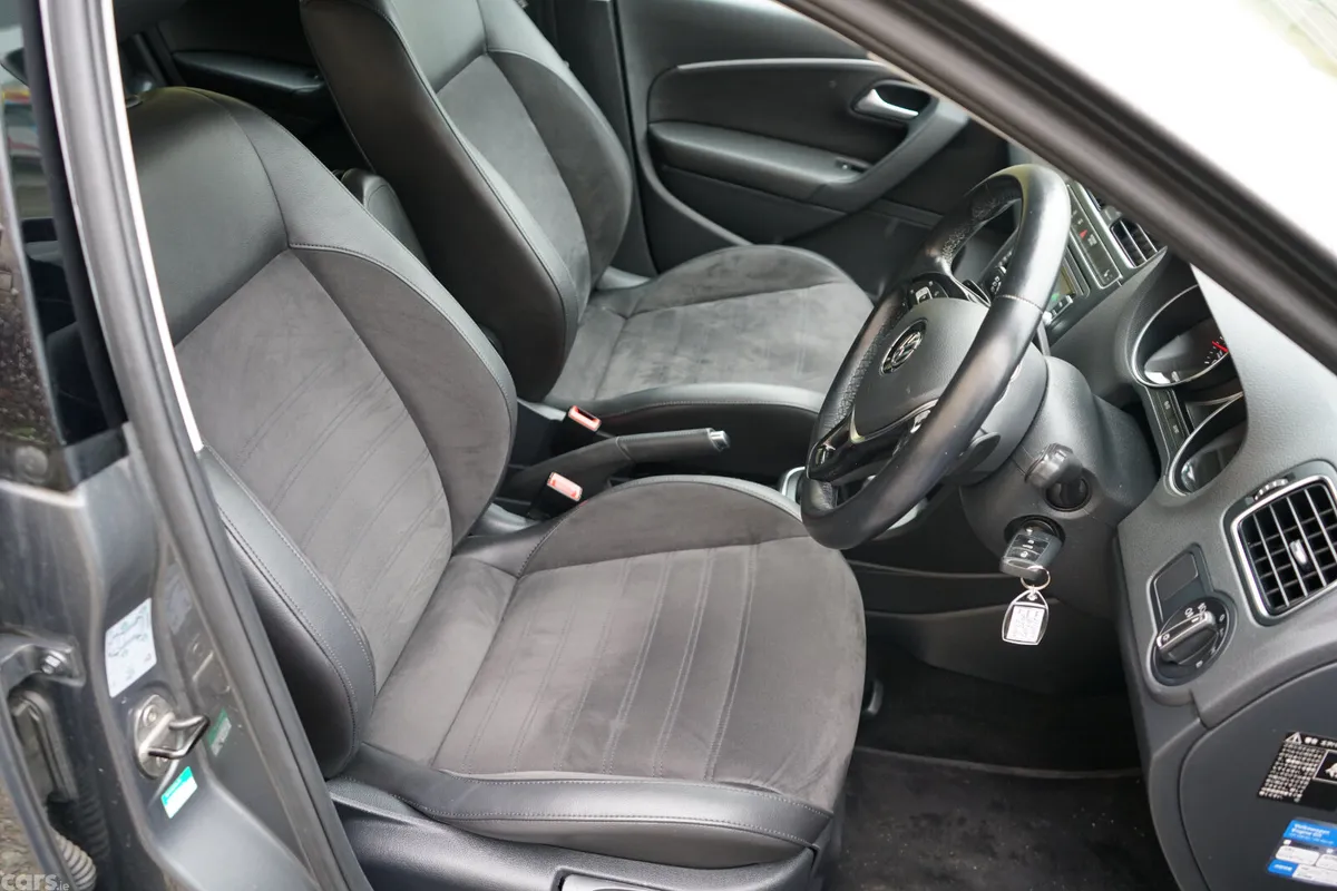 Volkswagen Polo Hatchback, Petrol, 2017, Grey