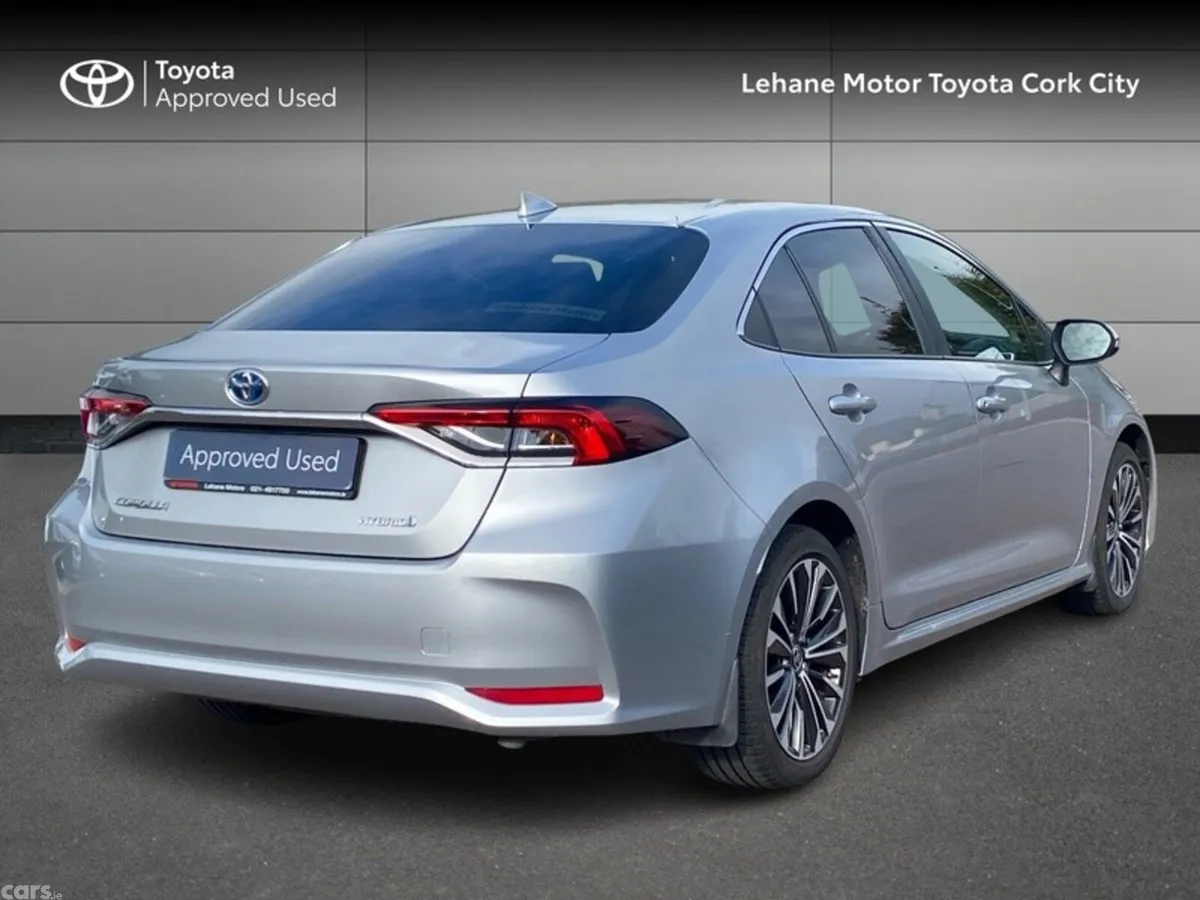 Toyota Corolla Saloon, Petrol Hybrid, 2023, Grey