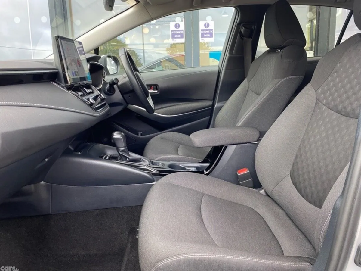 Toyota Corolla Saloon, Petrol Hybrid, 2023, Grey