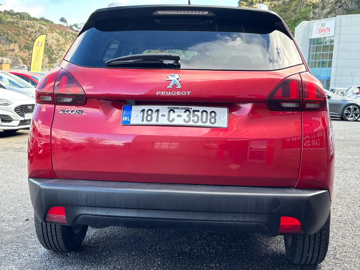 Peugeot 2008 Estate, Petrol, 2018, Red