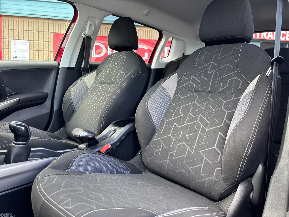 Peugeot 2008 Estate, Petrol, 2018, Red