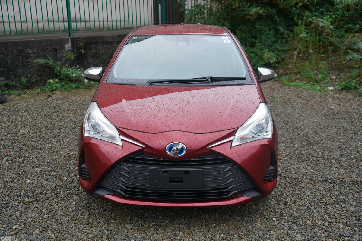 Toyota Vitz Hatchback, Petrol Hybrid, 2017, Red